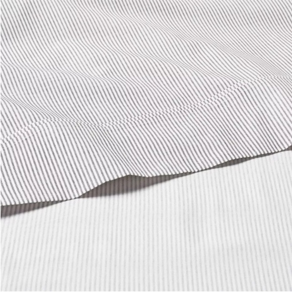 Hearth & Hand Queen Cotton Percale Sheet Set - Subtle Gray Stripes - Picture 7 of 8